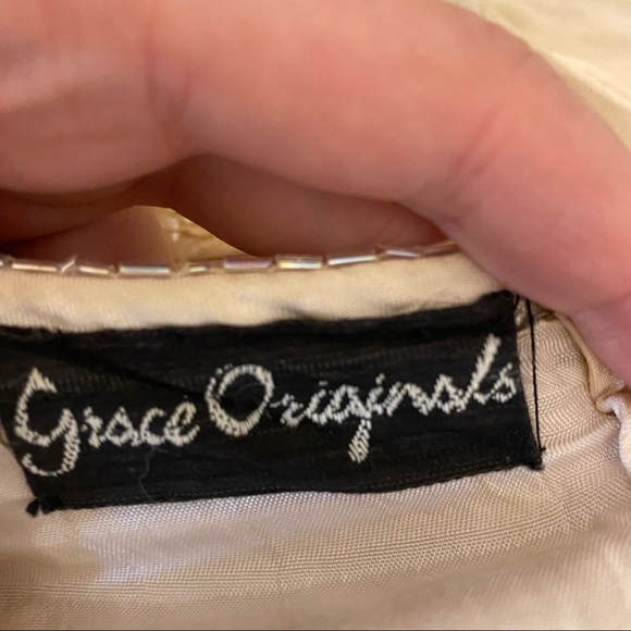 Vintage Pearl Beaded Dress in Ivory *Grace Originals* 100% silk - Picture 6 of 8